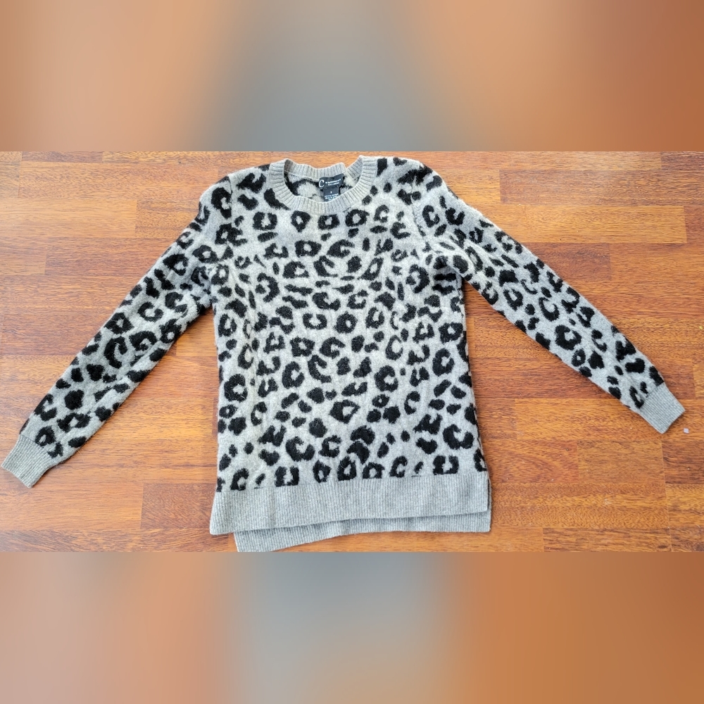 Cashmere leopard print sweater